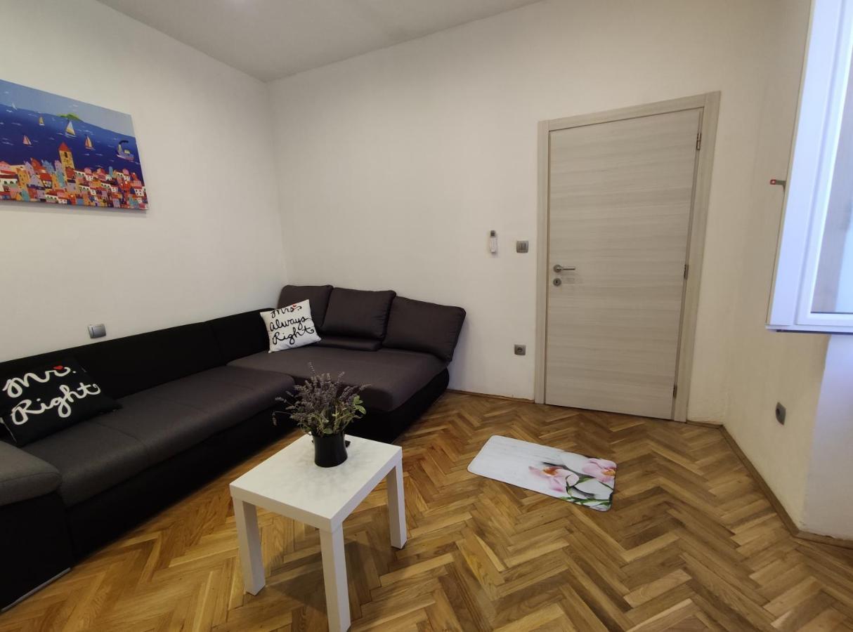 Apartment Tona Šibenik Екстериор снимка