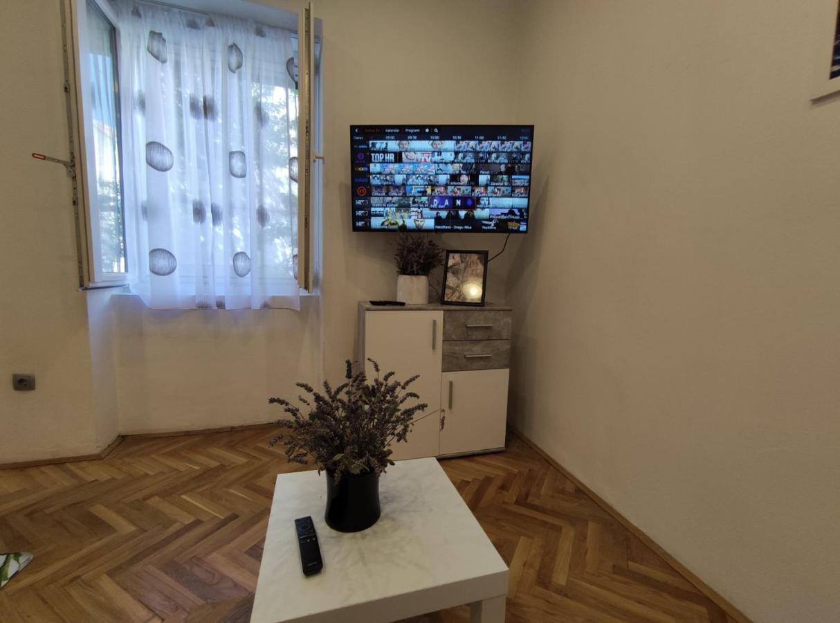 Apartment Tona Šibenik Екстериор снимка