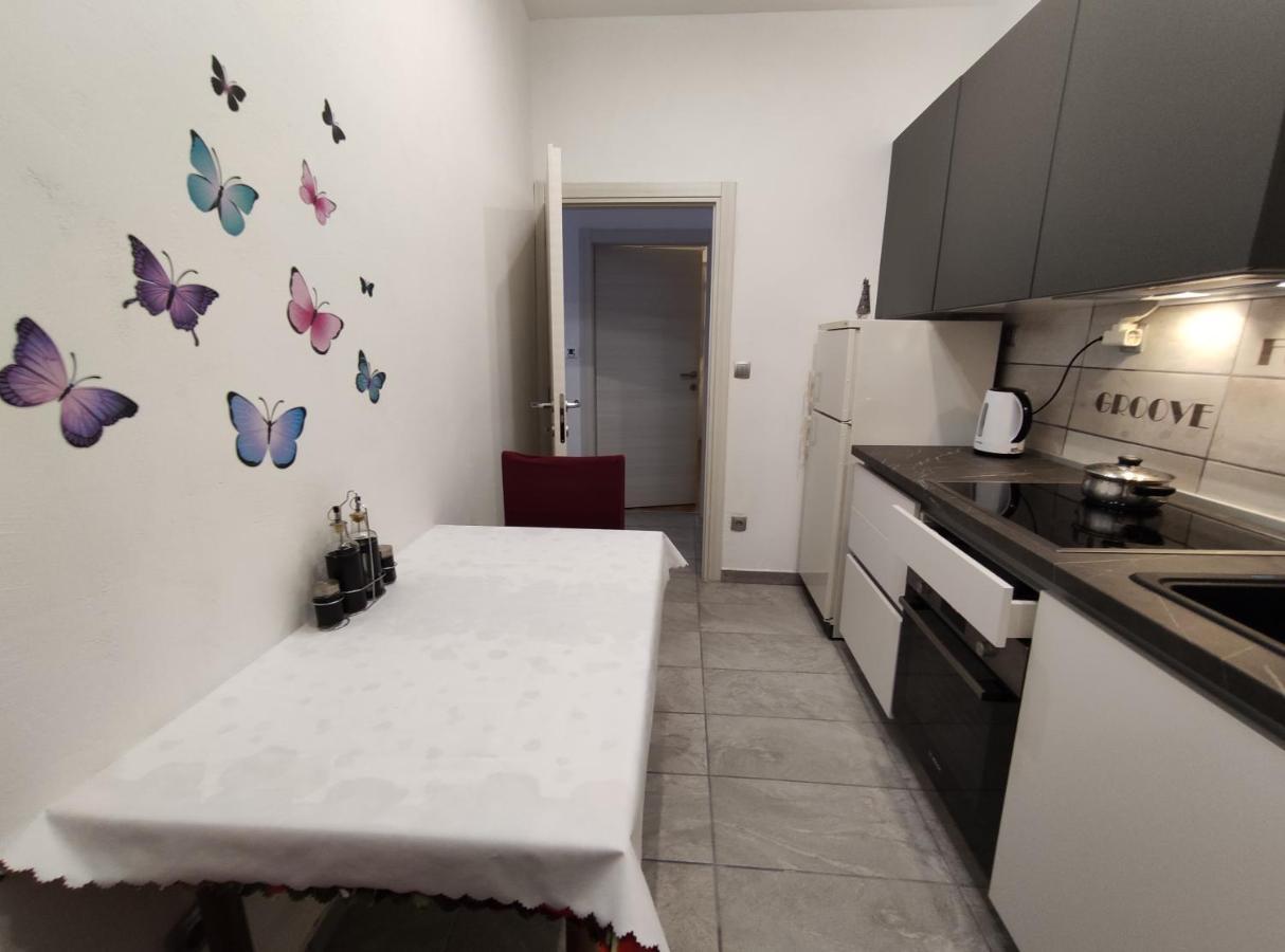 Apartment Tona Šibenik Екстериор снимка