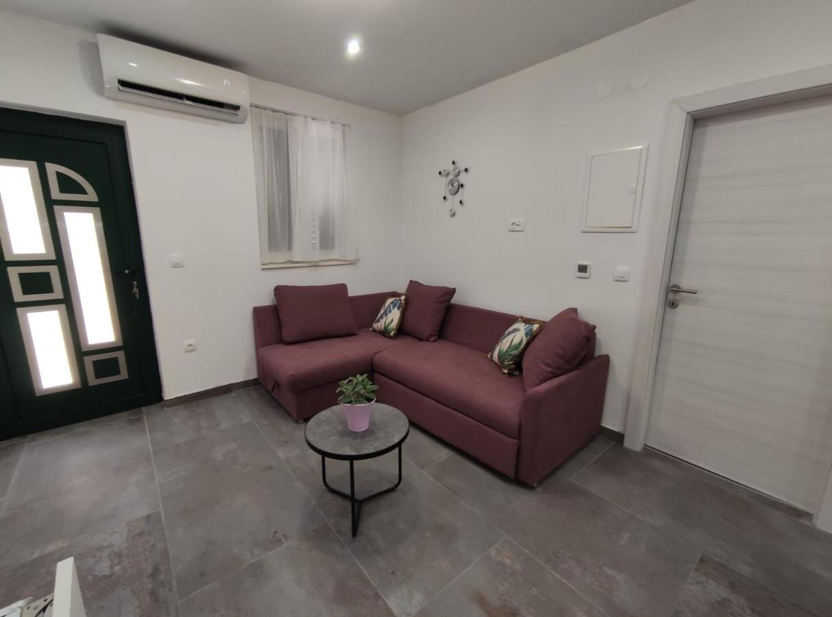 Apartment Tona Šibenik Екстериор снимка