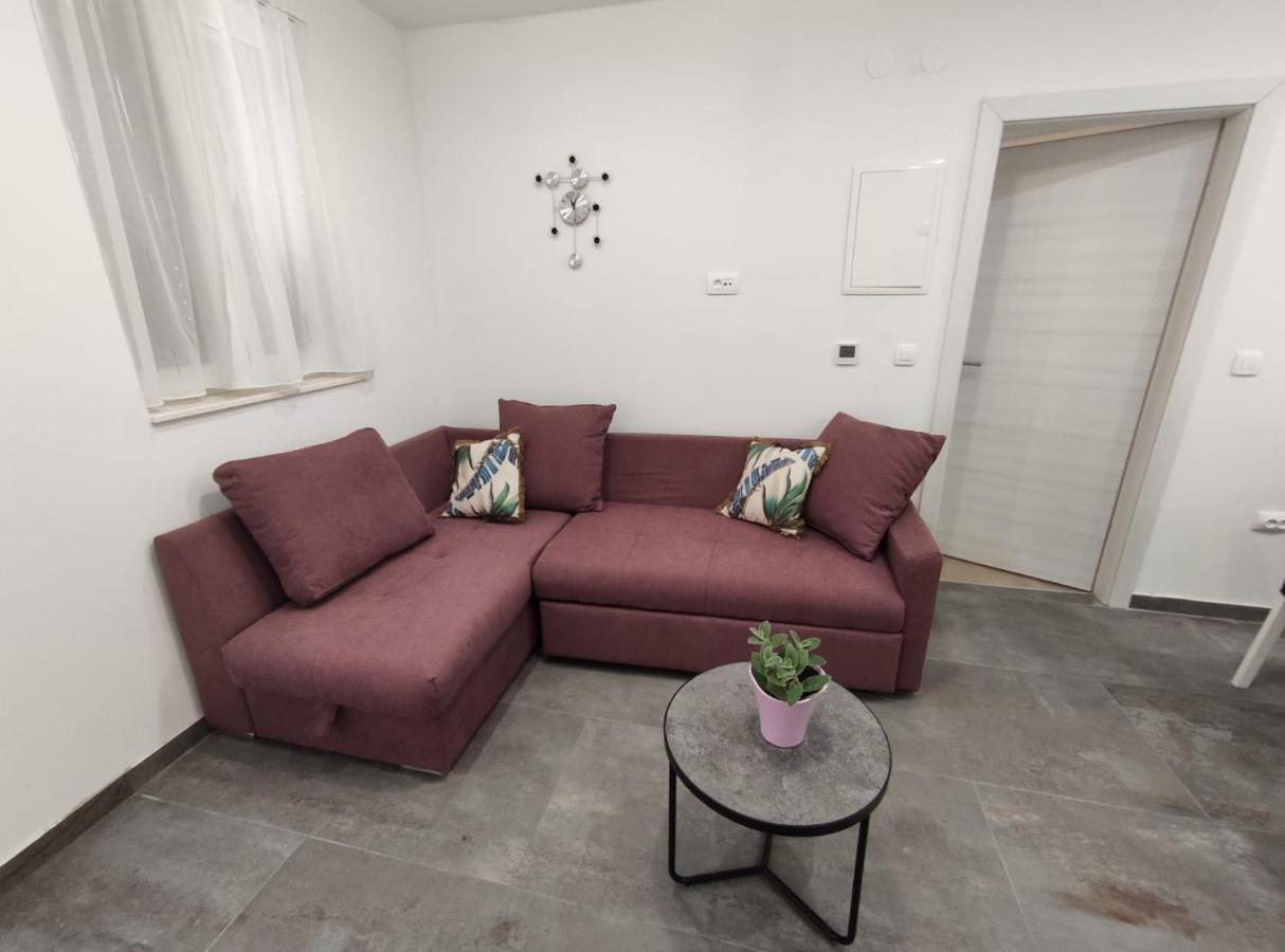 Apartment Tona Šibenik Екстериор снимка